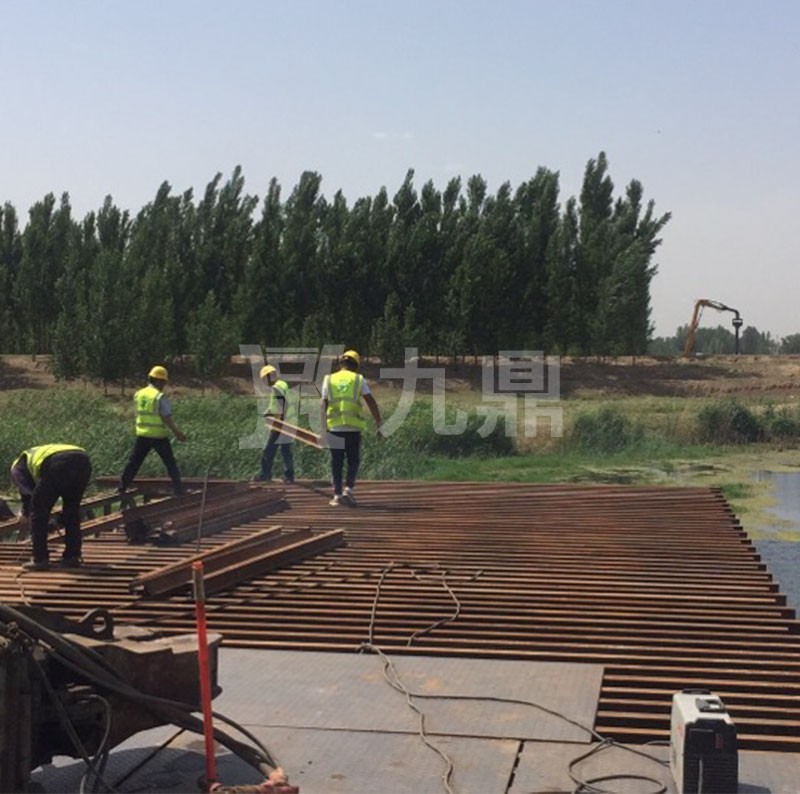 撸撸电影在线观看